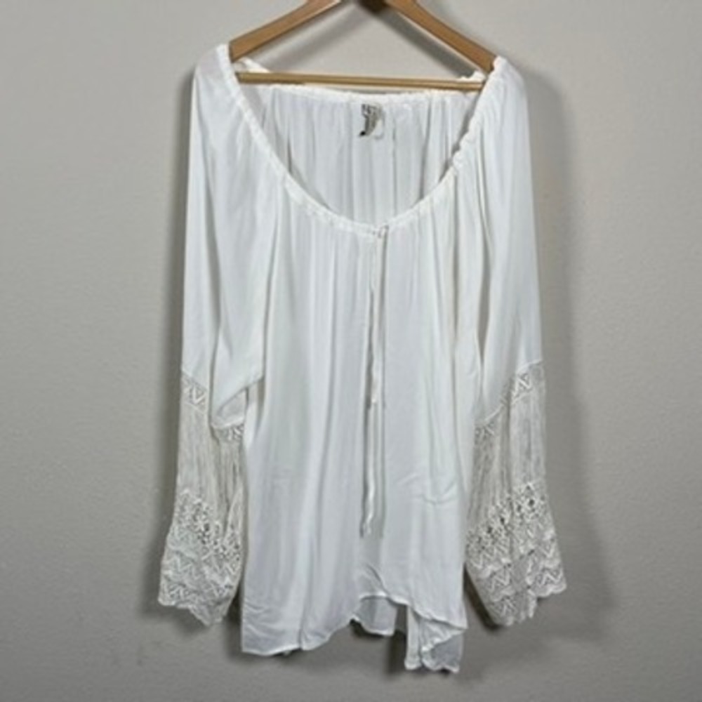 XCVI Boho Lace Fringe Bell Sleeve Boho Cottagecore Blouse Women 2X White Crochet